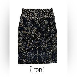 NWOT Medium Lularoe Cassie,